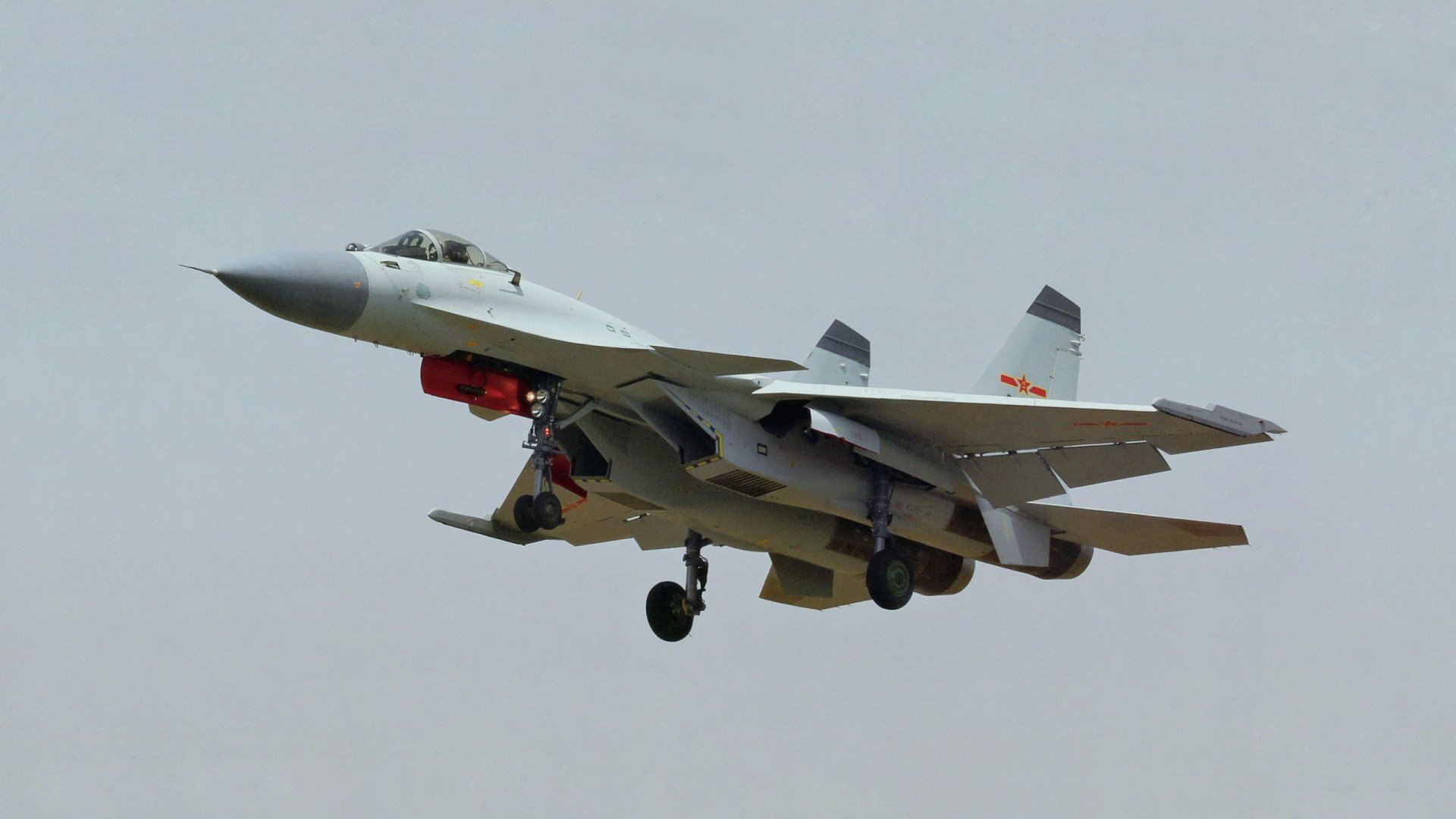 九游网-字母哥最后时刻封盖助雄鹿险胜对手，字母哥伤退雄鹿加时险胜热火